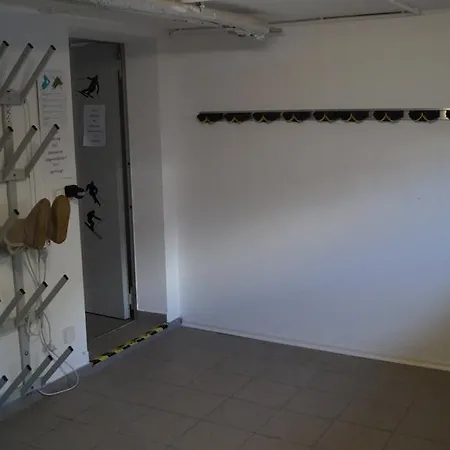 بيت شباب دير أثليتين بيت شباب